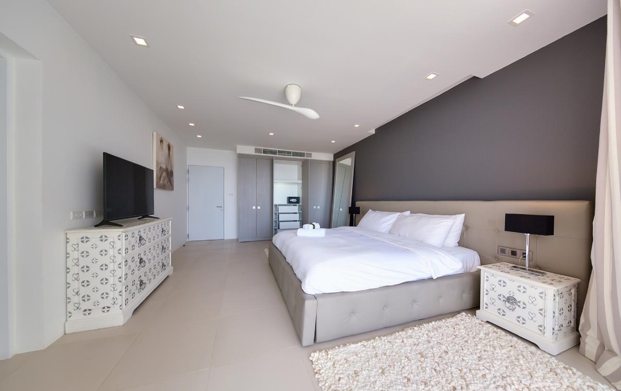 Unique Boutique Resort Bang Rak Beach  Bagian luar foto